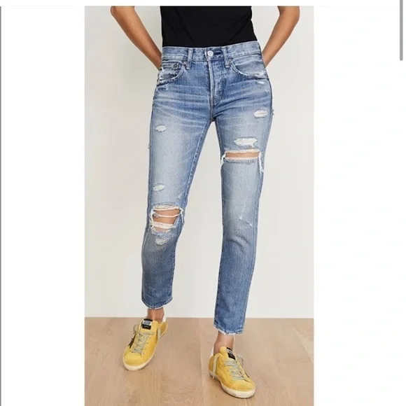 Moussy Bowie Tapered Jeans in Blue - Picture 3 of 16